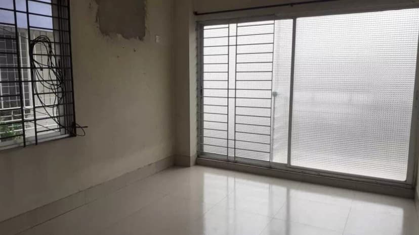 Spacious 3000 Sq Ft Apartment for sale in Nizam Residential Area