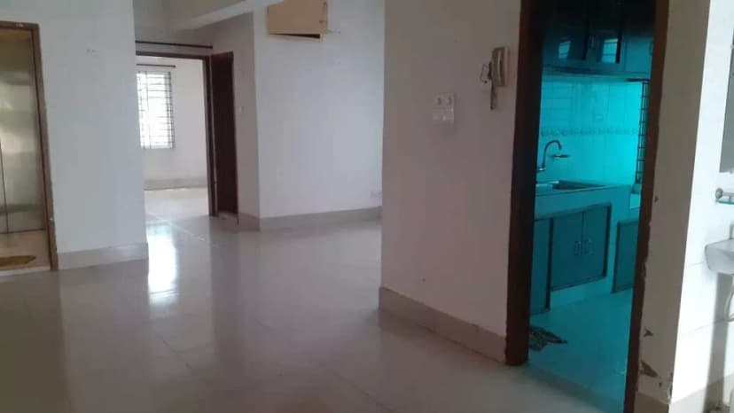 Vast 3,900 SFT Apartment for Sale in North Khulshi